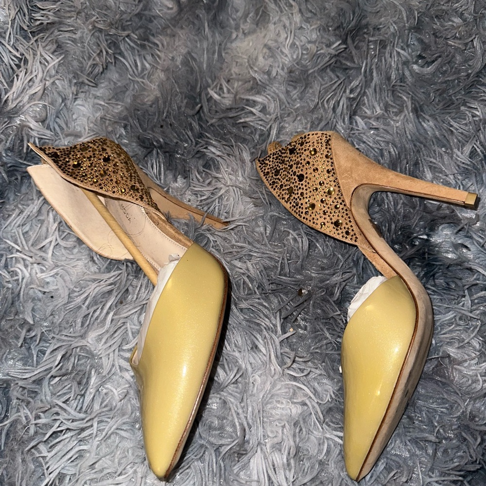 Pella Moda Heels